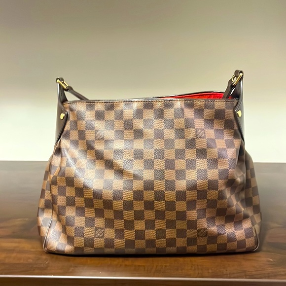 Louis Vuitton Damier Ebene coated canvas shoulder bag. - Picture 3 of 8
